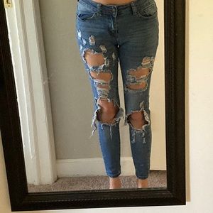 SOLD Ripped jeggings